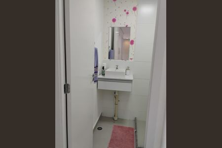 Apartamento para alugar com 34m², 2 quartos e 1 vaga Apartamento para alugar com 34m², 2 quartos e 1 vagaBanheiro
