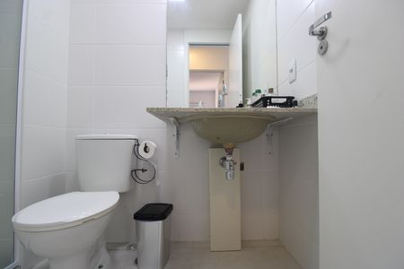 Apartamento para alugar com 65m², 2 quartos e sem vagaBanheiro social