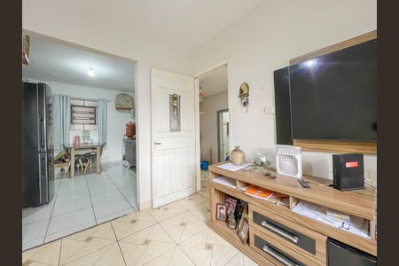 Casa à venda com 148m², 2 quartos e 2 vagas Casa à venda com 148m², 2 quartos e 2 vagasSala