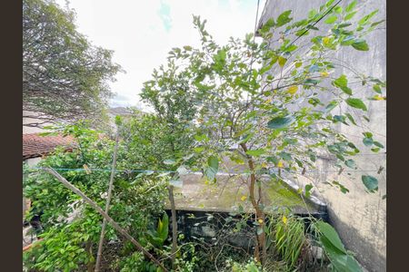 Vista de casa à venda com 2 quartos, 148m² em Jardim das Flores, Osasco