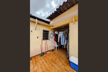 Área de Serviço de casa à venda com 2 quartos, 200m² em Vila Diva (zona Leste), São Paulo