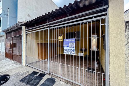 Fachada com Plaquinha de casa à venda com 2 quartos, 200m² em Vila Diva (zona Leste), São Paulo