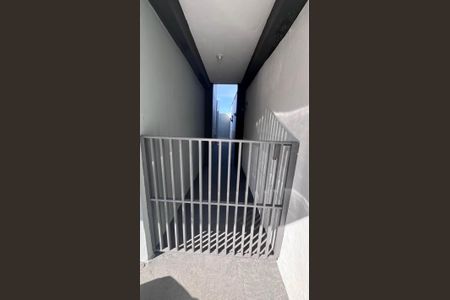 Casa para alugar com 100m², 2 quartos e 2 vagasÁrea externa