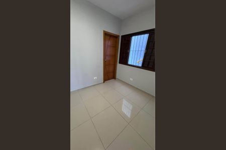 Casa para alugar com 100m², 2 quartos e 2 vagasQuarto