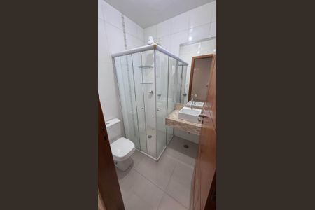 Casa para alugar com 100m², 2 quartos e 2 vagasBanheiro