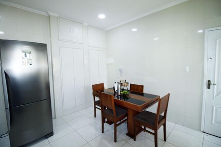 Apartamento à venda com 109m², 3 quartos e sem vagaCozinha