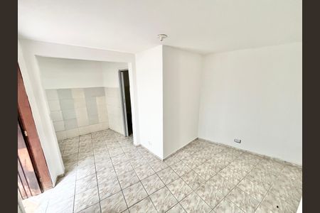 Sala/Cozinha de casa de condomínio para alugar com 1 quarto, 40m² em Vila Espanhola, São Paulo