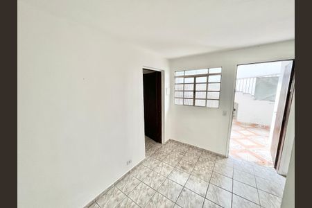 Casa de condomínio para alugar com 40m², 1 quarto e 1 vagaSala/Cozinha