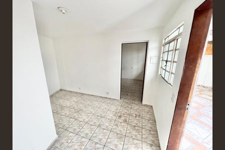Casa de condomínio para alugar com 40m², 1 quarto e 1 vagaSala/Cozinha