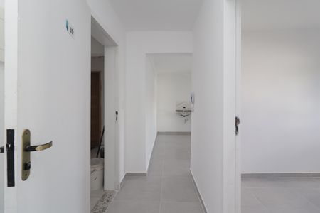 Apartamento para alugar com 45m², 2 quartos e sem vagaCorredor