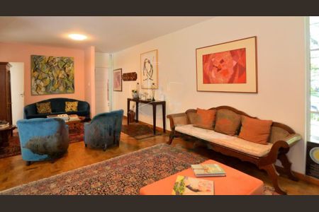 Casa à venda com 3 quartos, 200m² em Alto de Pinheiros, São Paulo