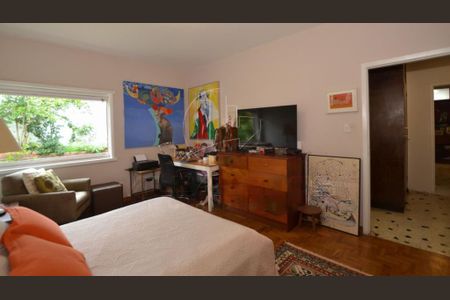 Casa à venda com 3 quartos, 200m² em Alto de Pinheiros, São Paulo