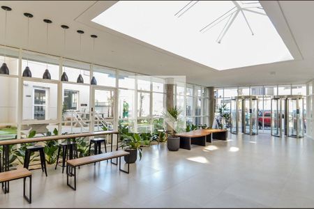 Apartamento à venda com 36m², 2 quartos e sem vaga Apartamento à venda com 36m², 2 quartos e sem vagaHall