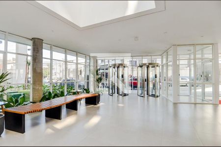 Apartamento à venda com 36m², 2 quartos e sem vaga Apartamento à venda com 36m², 2 quartos e sem vagaHall