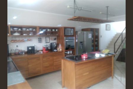 Casa à venda com 258m², 3 quartos e 4 vagas