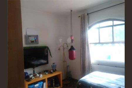 Casa à venda com 258m², 3 quartos e 4 vagas