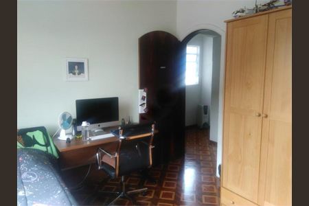 Casa à venda com 3 quartos, 258m² em Vila Pereira Barreto, São Paulo