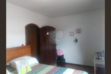 Casa à venda com 3 quartos, 258m² em Vila Pereira Barreto, São Paulo