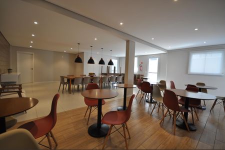 Apartamento à venda com 34m², 1 quarto e sem vagaÁrea comum - Salão de festas