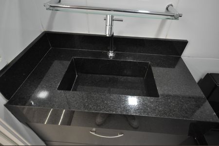Apartamento à venda com 34m², 1 quarto e sem vagaBanheiro