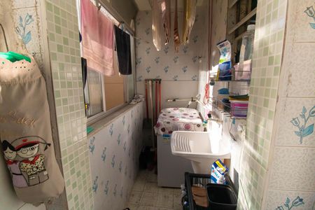 Apartamento à venda com 52m², 2 quartos e 1 vaga Apartamento à venda com 52m², 2 quartos e 1 vagaCozinha e Área de Serviço
