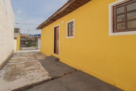 Casa para alugar com 80m², 1 quarto e 3 vagasQuintal