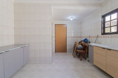 Casa para alugar com 80m², 1 quarto e 3 vagasCozinha