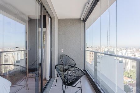 Varanda de kitnet/studio à venda com 1 quarto, 27m² em Pinheiros, São Paulo