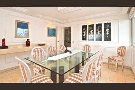 Apartamento à venda com 286m², 3 quartos e 3 vagas