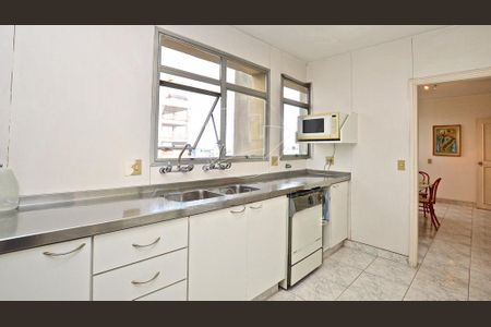Apartamento à venda com 286m², 3 quartos e 3 vagas