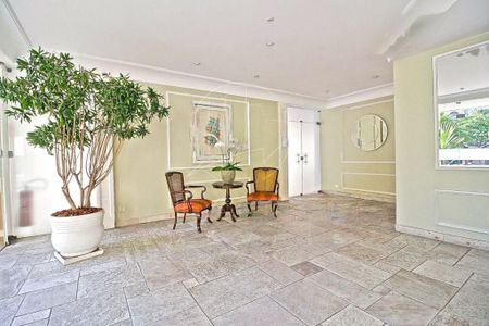 Apartamento à venda com 286m², 3 quartos e 3 vagas