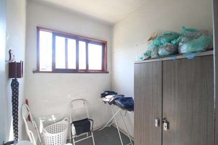 Casa de condomínio à venda com 360m², 3 quartos e 2 vagasÁrea de serviço - Quarto
