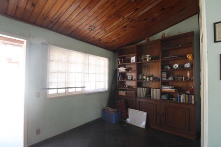 Casa de condomínio à venda com 360m², 3 quartos e 2 vagasSuíte - Escritório