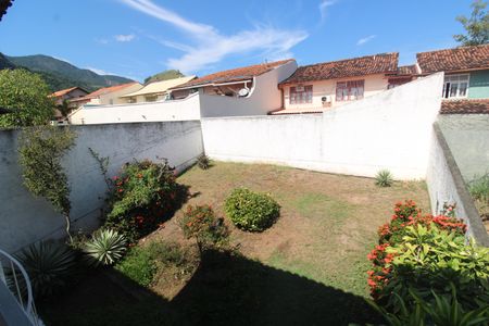 Casa de condomínio à venda com 360m², 3 quartos e 2 vagasSuíte - Escritório, varanda