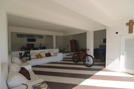 Casa de condomínio à venda com 360m², 3 quartos e 2 vagasÁrea de convivência 