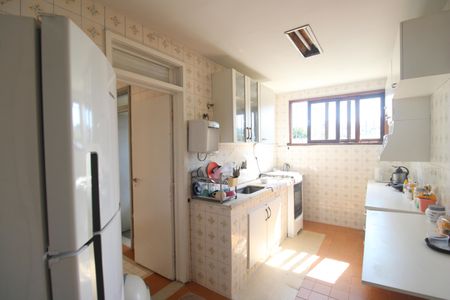 Casa de condomínio à venda com 360m², 3 quartos e 2 vagasCozinha