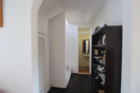Sala - Corredor de casa de condomínio à venda com 3 quartos, 360m² em Anil, Rio de Janeiro