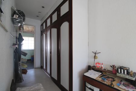 Casa de condomínio à venda com 360m², 3 quartos e 2 vagasSuíte - Closet