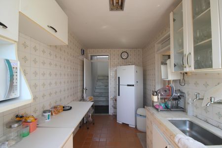 Casa de condomínio à venda com 360m², 3 quartos e 2 vagasCozinha