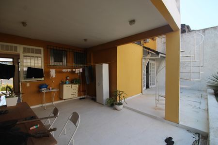 Casa de condomínio à venda com 360m², 3 quartos e 2 vagasÁrea de serviço