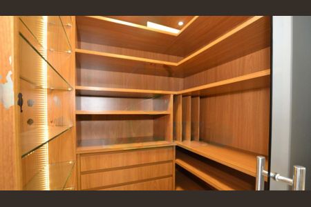 Apartamento à venda com 190m², 3 quartos e 3 vagas