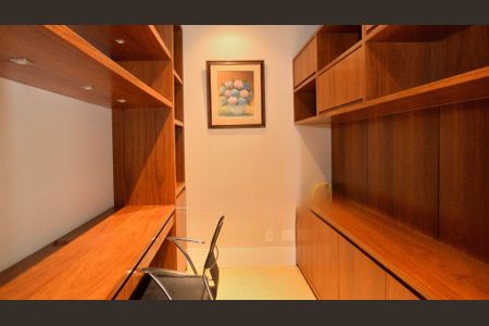 Apartamento à venda com 190m², 3 quartos e 3 vagas