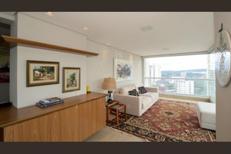 Apartamento à venda com 190m², 3 quartos e 3 vagas