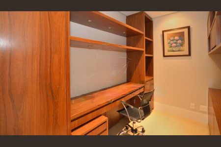 Apartamento à venda com 190m², 3 quartos e 3 vagas