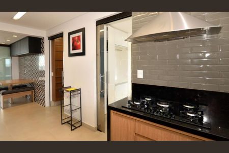 Apartamento à venda com 190m², 3 quartos e 3 vagas