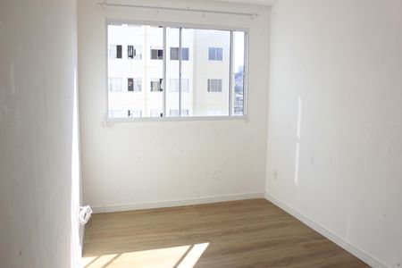Sala  de apartamento para alugar com 2 quartos, 42m² em Jardim Iv Centenario, Guarulhos