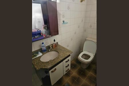 Casa à venda com 3 quartos, 220m² em Jardim Luzitania, São Paulo