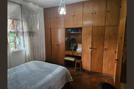 Casa à venda com 3 quartos, 220m² em Jardim Luzitania, São Paulo