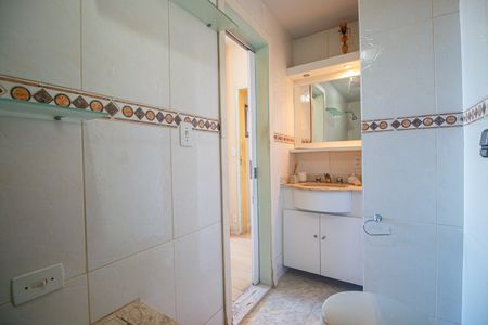 Apartamento para alugar com 90m², 3 quartos e 1 vaga Apartamento para alugar com 90m², 3 quartos e 1 vagaBanheiro Suite