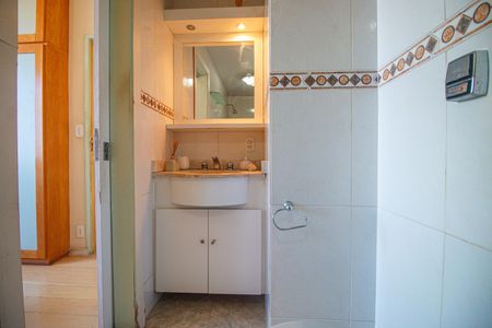 Apartamento para alugar com 90m², 3 quartos e 1 vaga Apartamento para alugar com 90m², 3 quartos e 1 vagaBanheiro Suite